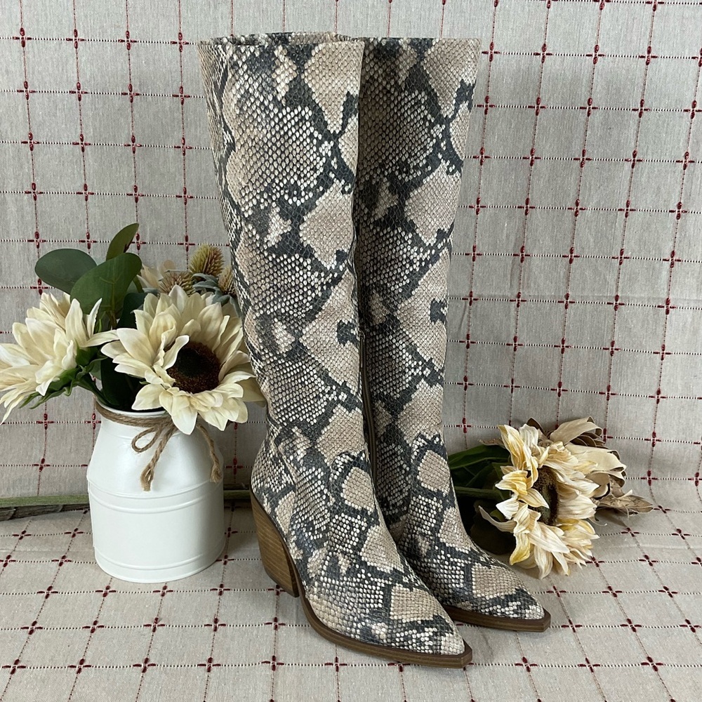 🌵HP🌵 Vince Camuto Gravana Snakeskin Leather Boots Western Style Knee High Sz 5